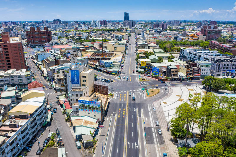 嘉義市主要幹道空拍十字路口景觀