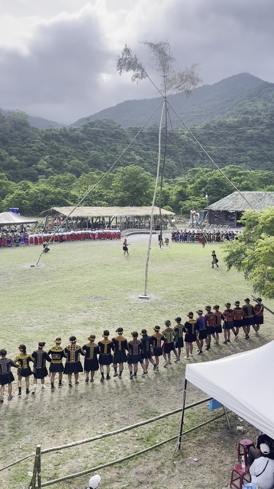 達魯瑪克部落傳統活動與舞圈