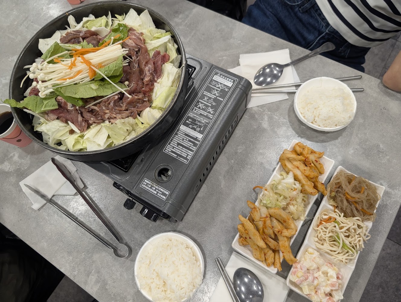 小飯館兒桌上韓式料理套餐