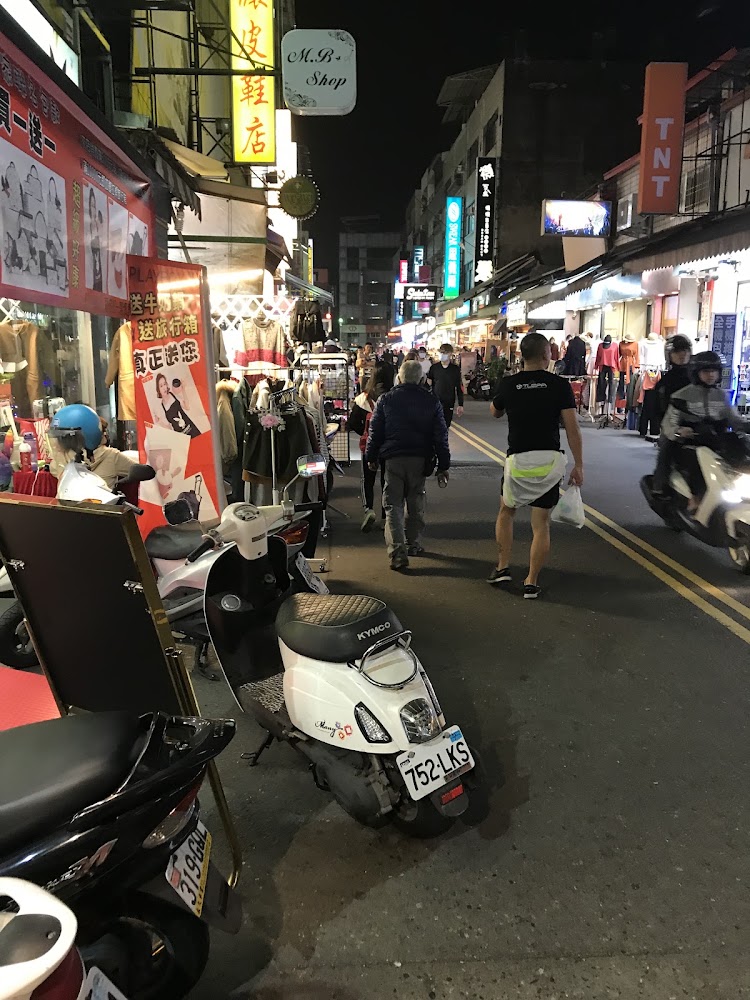 彰化熱鬧夜市街道