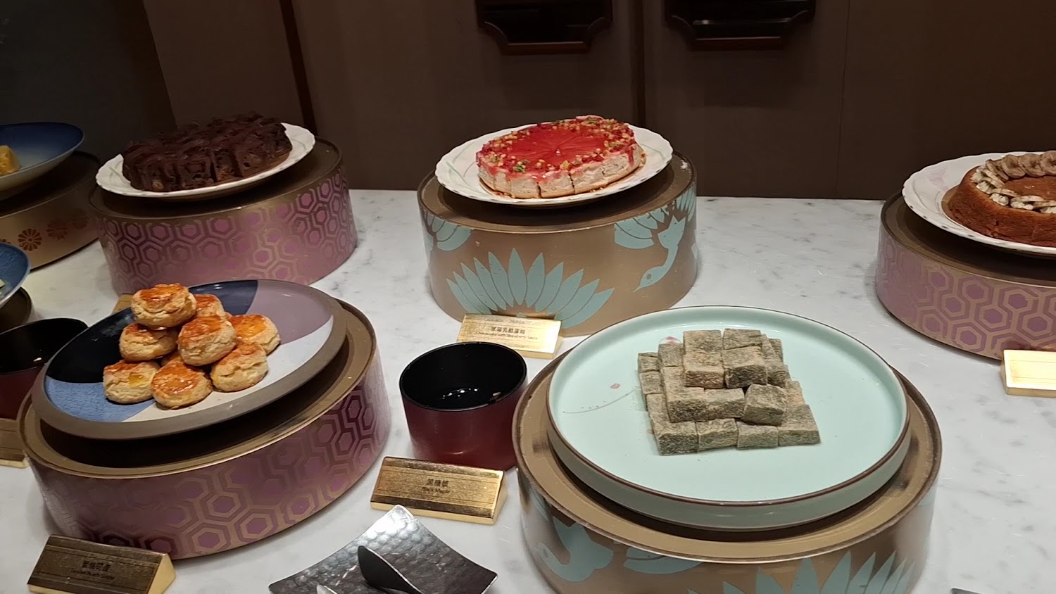 旭集義享店甜點區