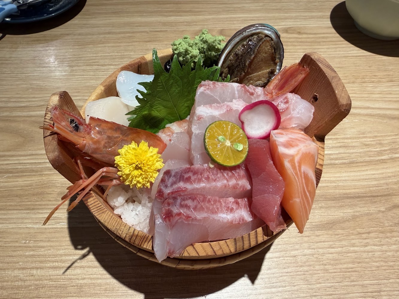 告春食彩小家日本料理海鮮丼飯