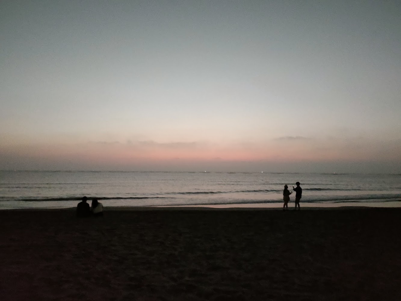 漁光島黃昏海灘與夕陽