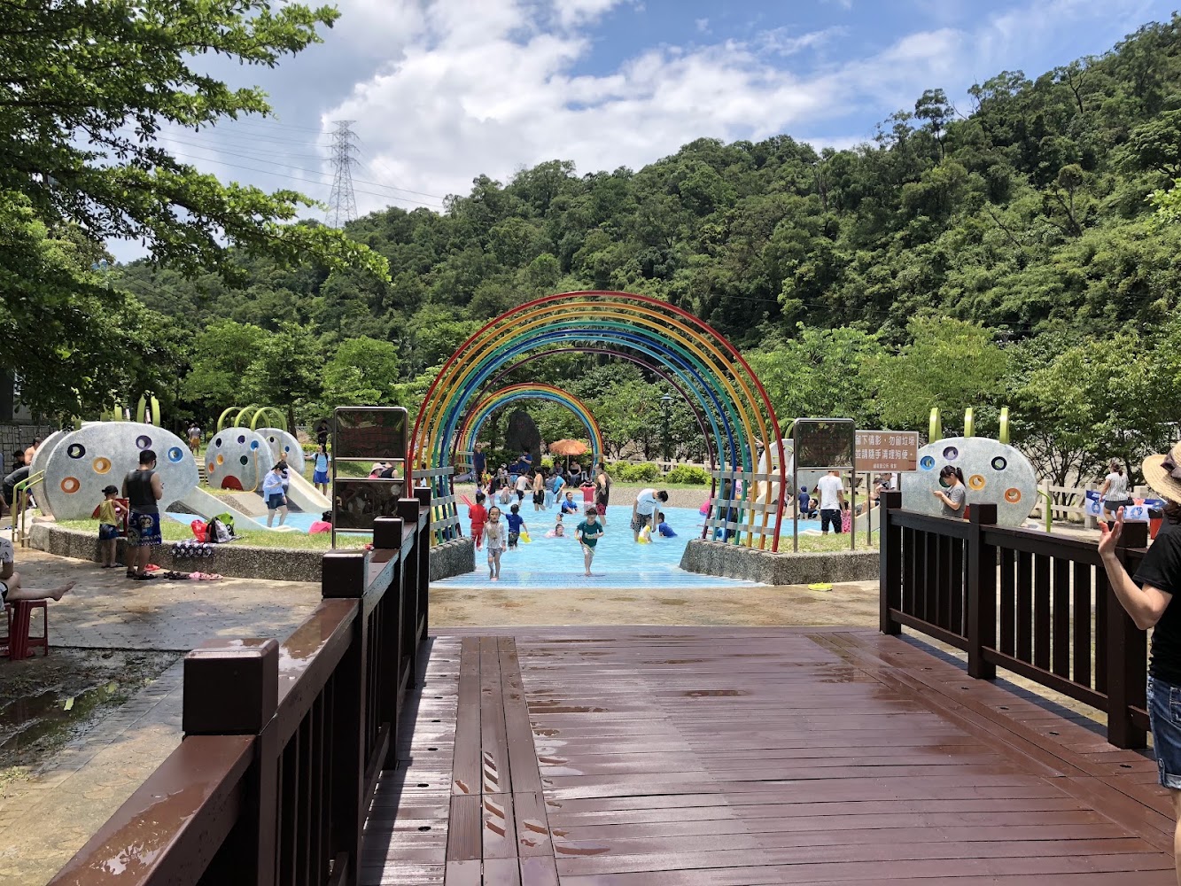 暖暖親水公園戲水池