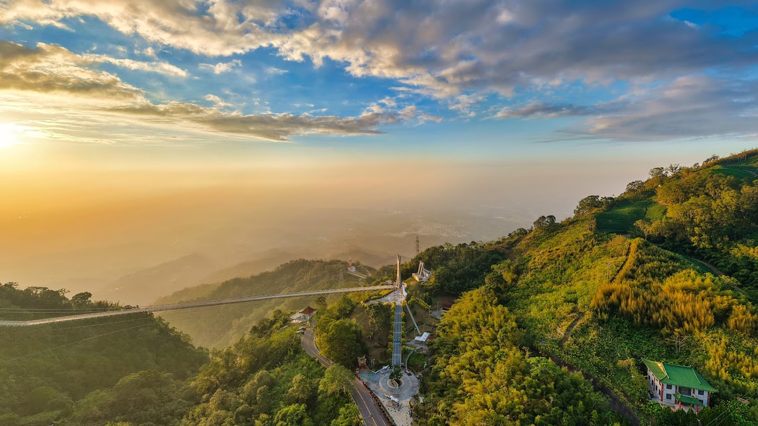 太平雲梯吊橋遠景