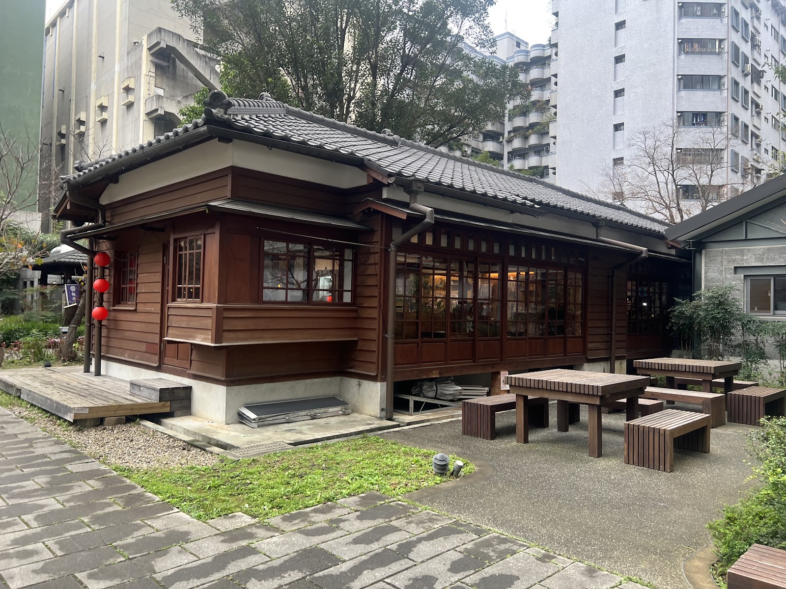 憲光二村日式木造建築