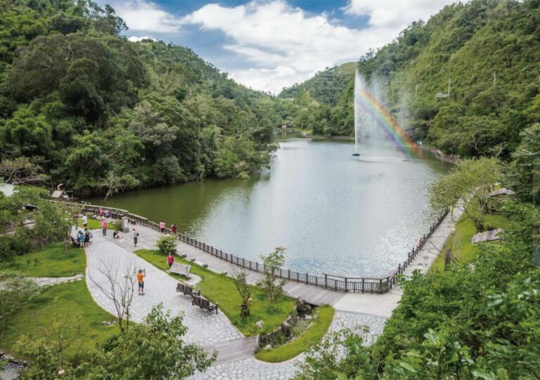 長埤湖風景區｜水型俠主題樂園