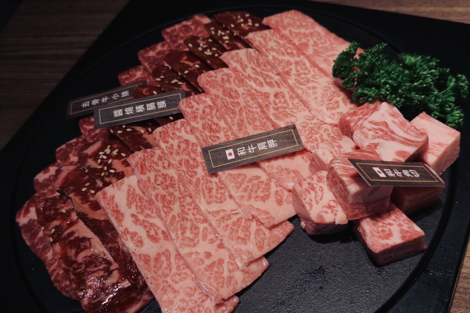 茶六燒肉堂懶人包 全台人氣分店一次看懂 公益店中清店新朝富店怎麼選