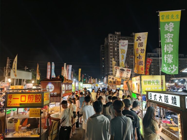 旱溪夜市深度攻略 台中在地人氣夜市的美食動線、環境體驗與必吃推薦