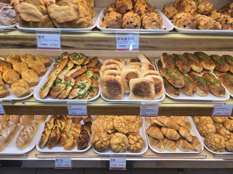 奕順軒懶人包 礁溪、宜蘭、羅東三店怎麼挑?必買奶凍捲麵包伴手禮一次看