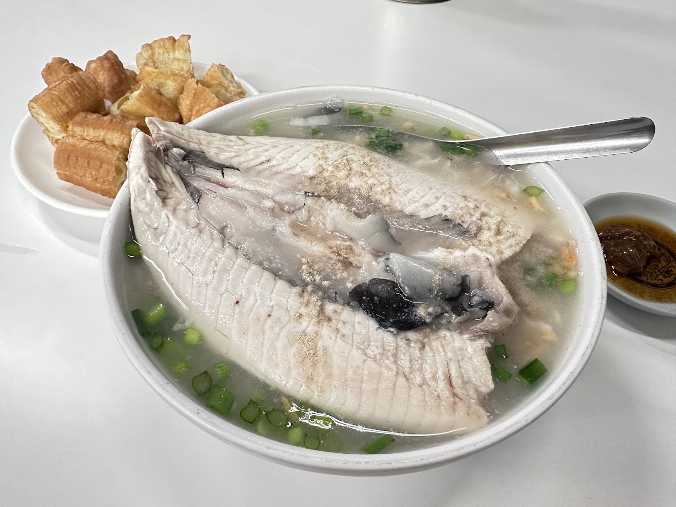 阿堂鹹粥深度開箱 台南人氣鹹粥老店的必點料理與用餐攻略
