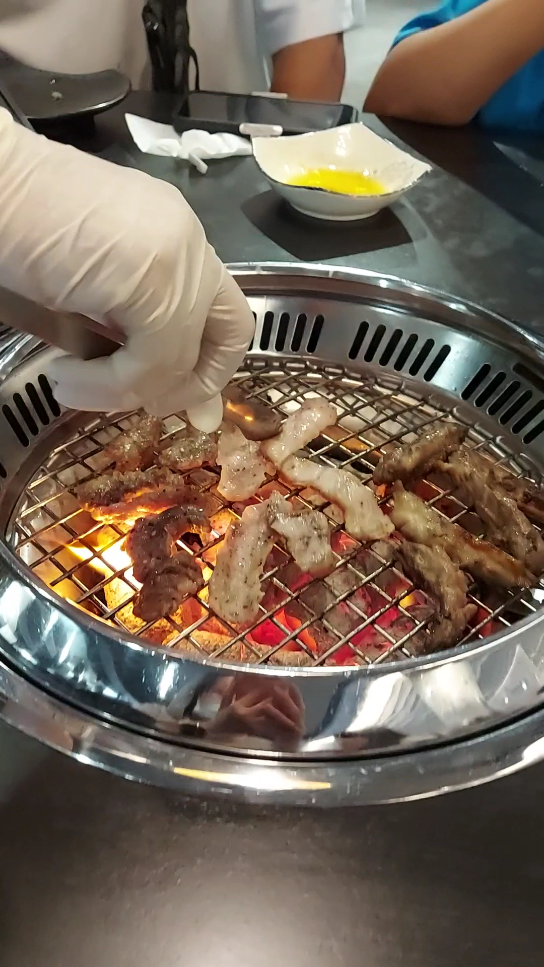谷炭燒肉代烤畫面