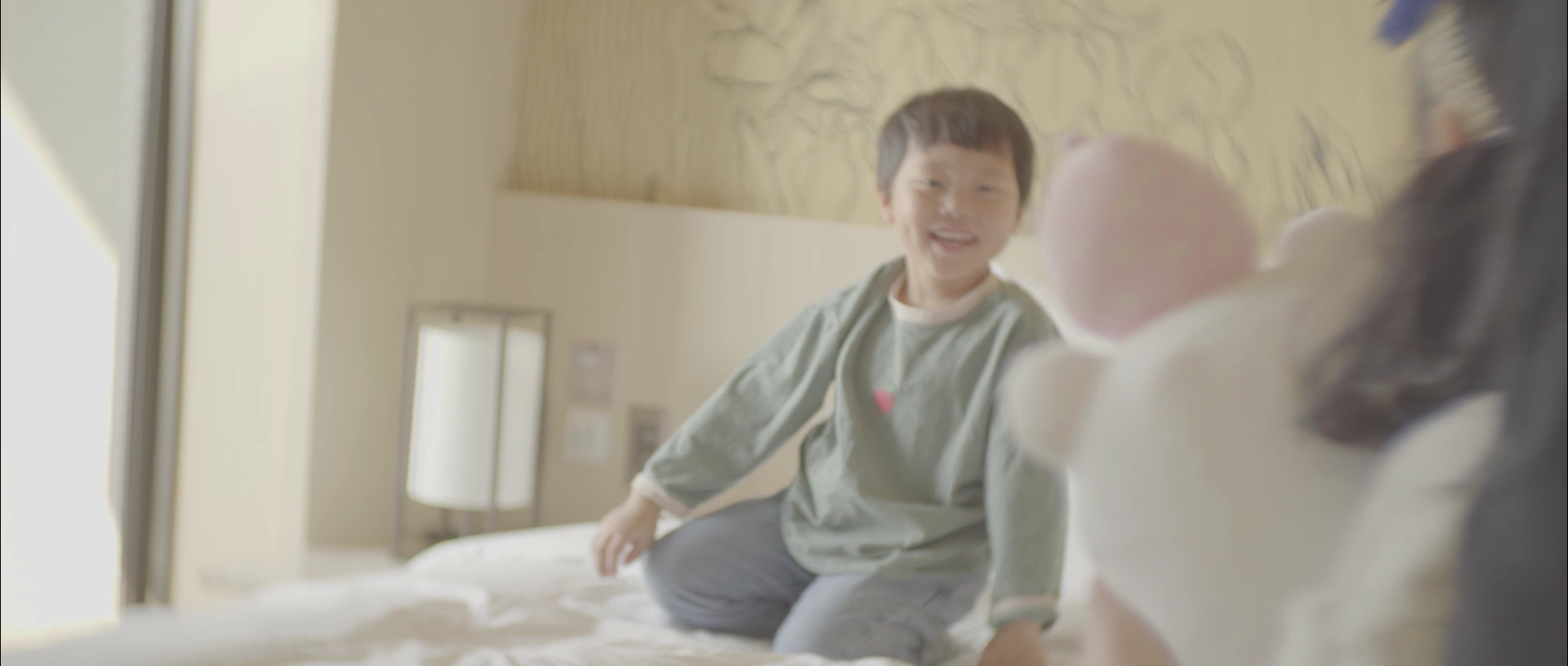 溫馨房間中的親子住宿感受