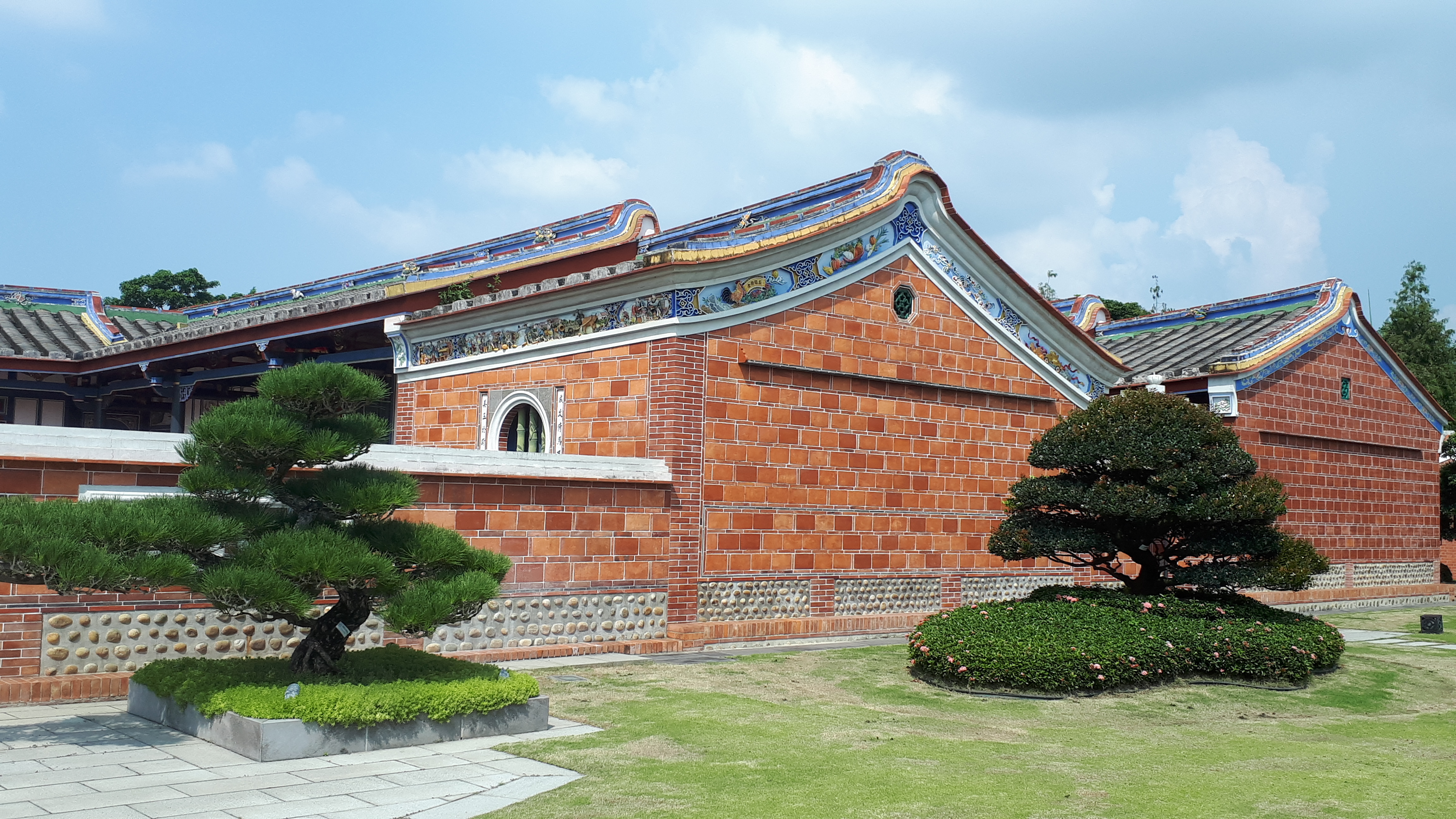成美文化園閩南風格紅磚建築