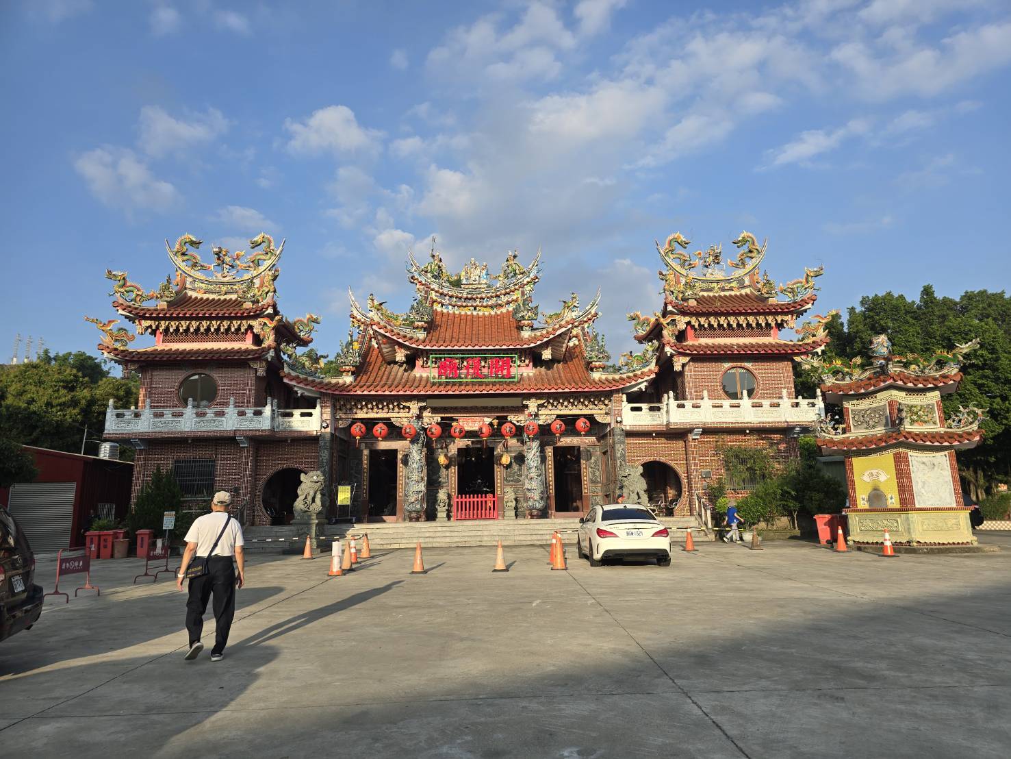 林內下庄仔開復廟正面全景