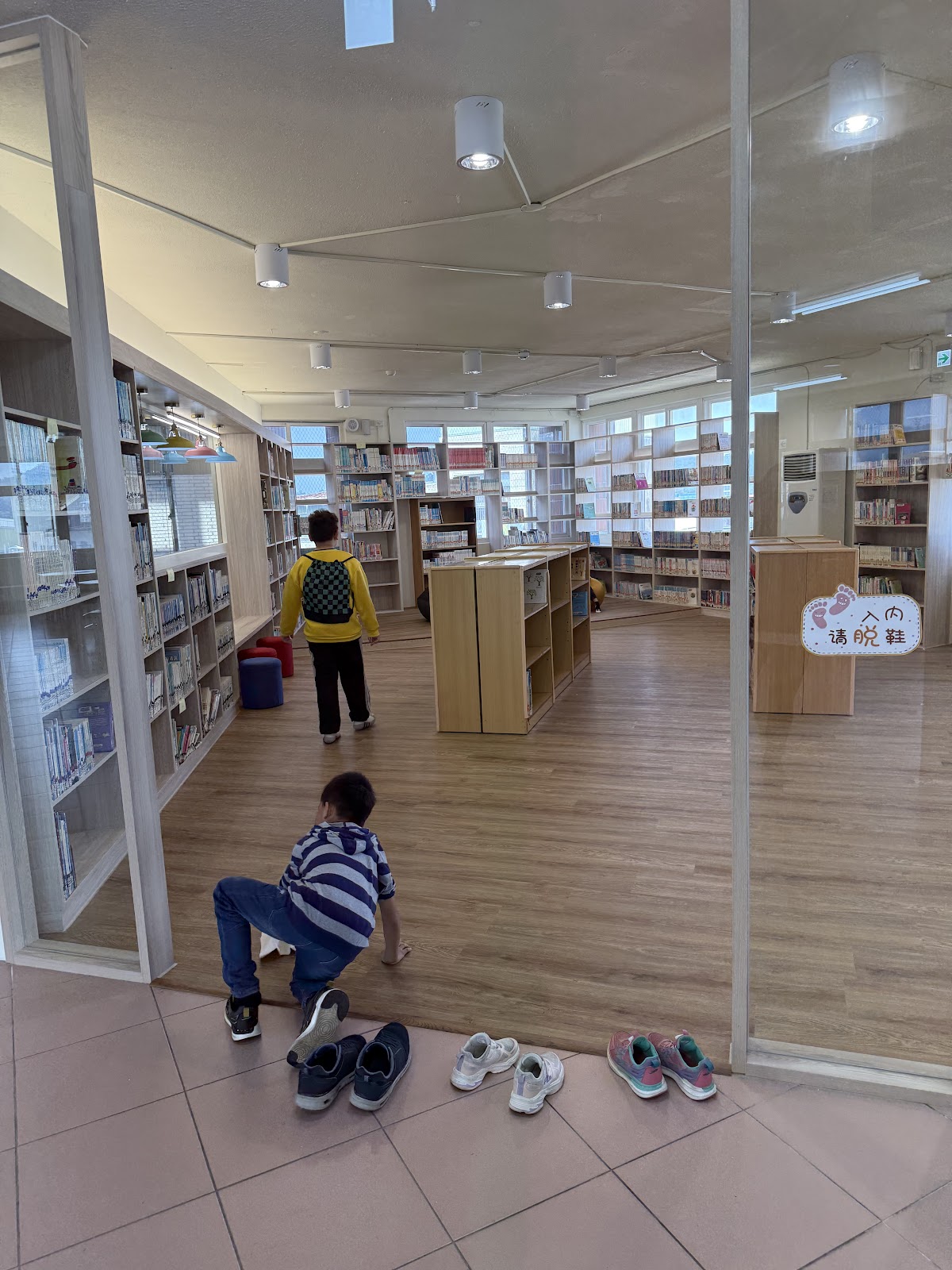 新竹縣北埔鄉立圖書館紅磚塔樓建築