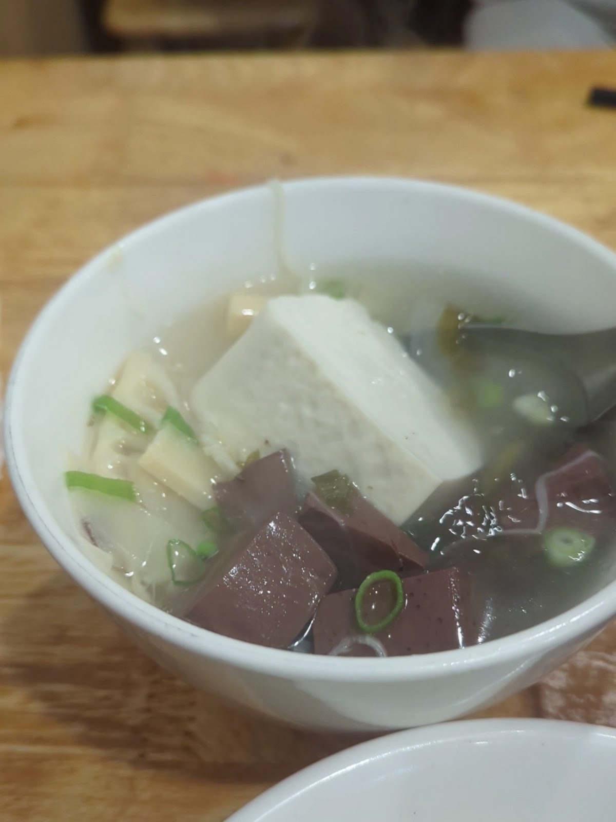 阿成小吃招牌豬血豆腐湯