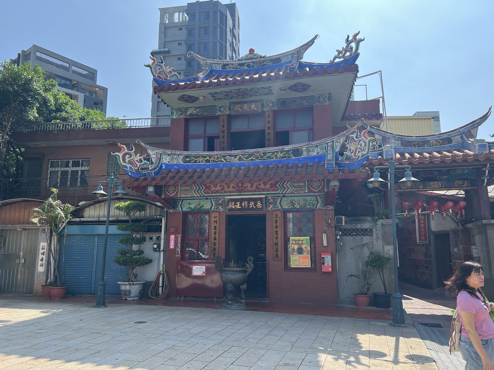 新竹關帝廟側殿