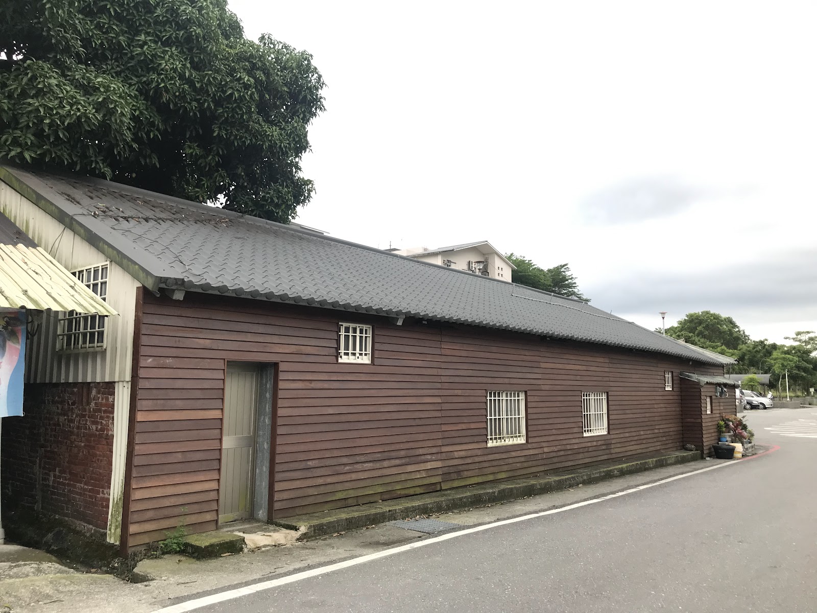 富里站前公園老倉庫建築