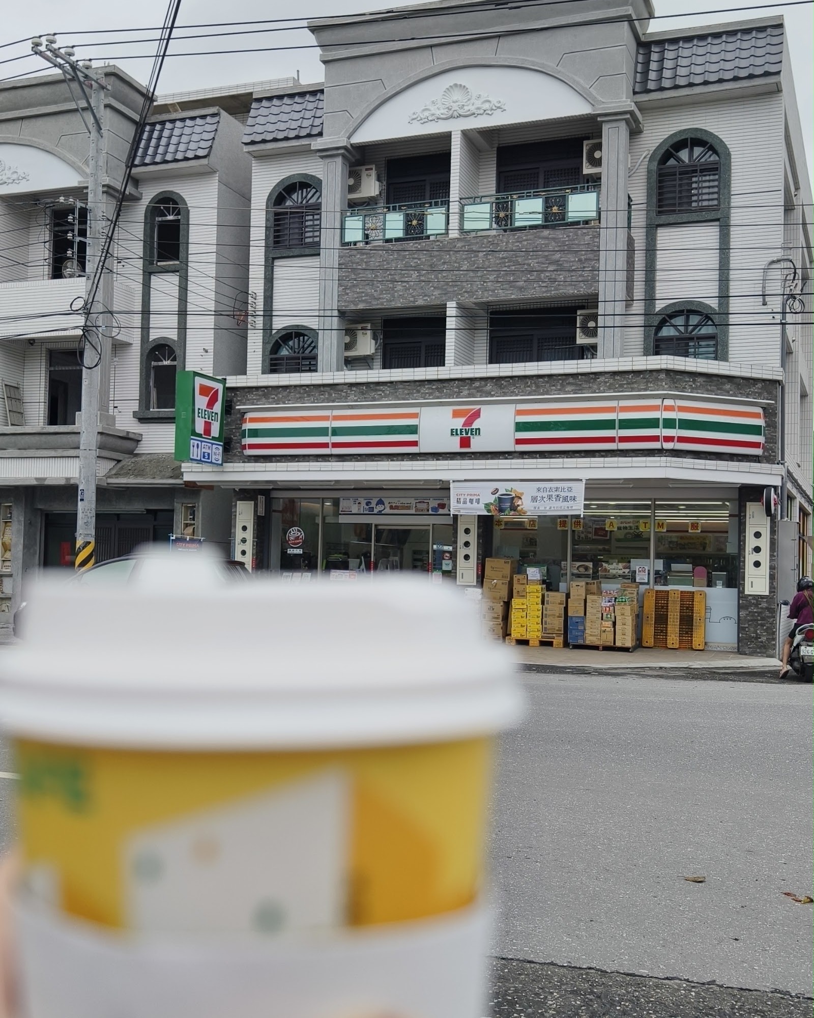 另一角度拍攝7-ELEVEn卓溪門市店面全貌