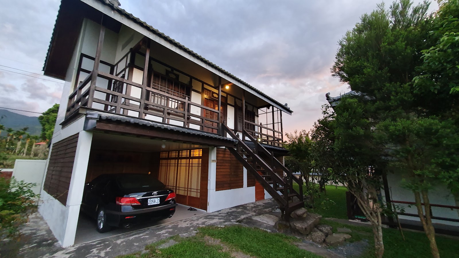 碧峰山莊黃昏景色