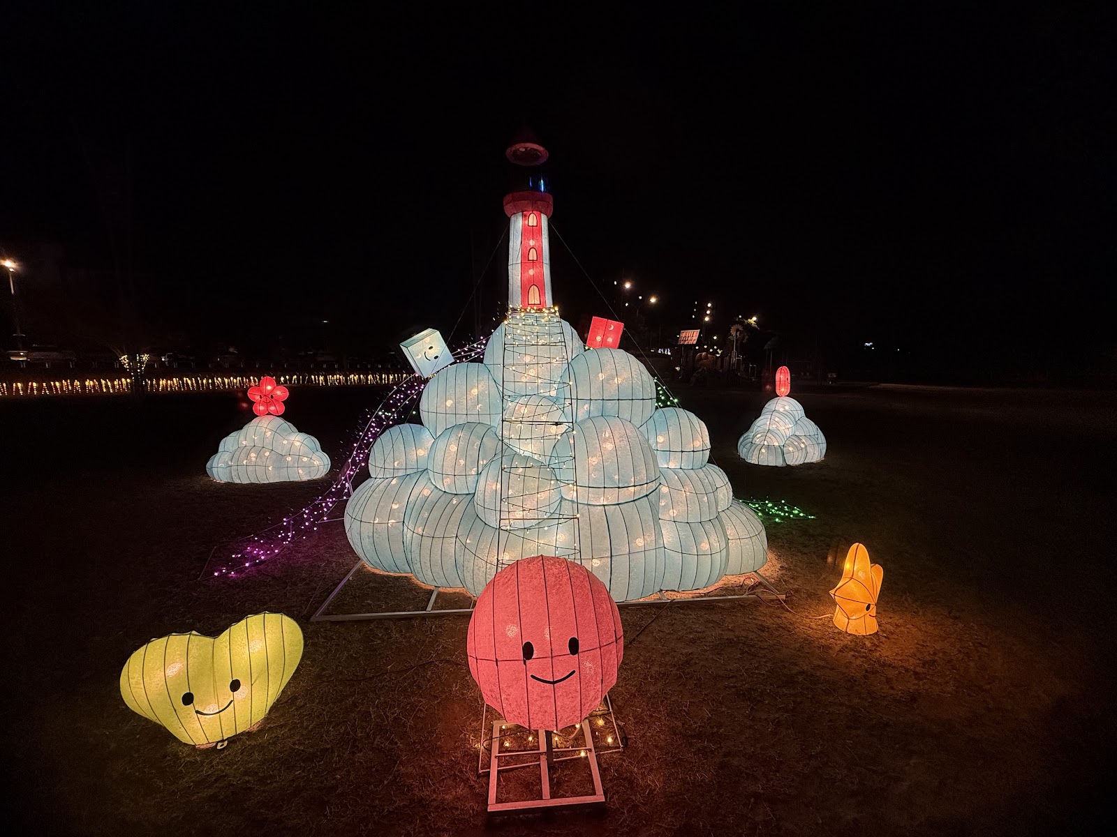 金門金城鎮莒光共融公園可愛造型花燈