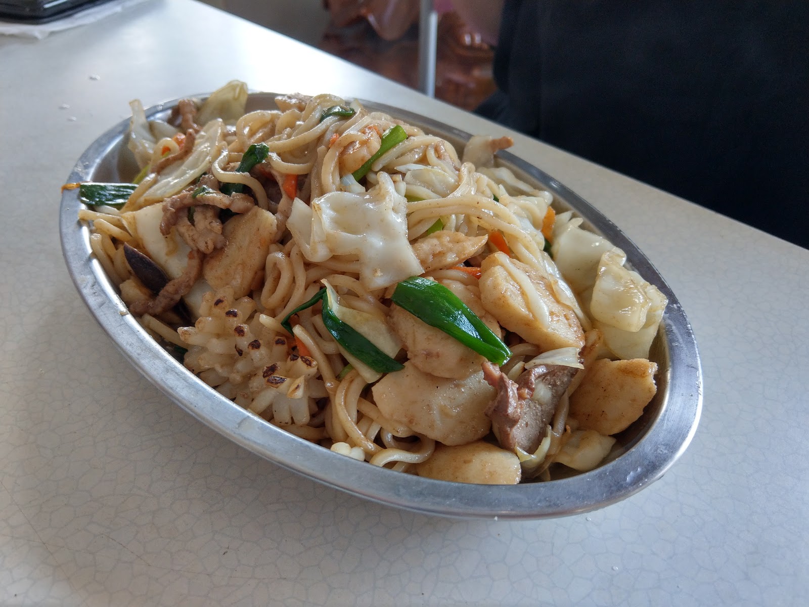 鴻美炒泡麵招牌美食 金門戰地美食