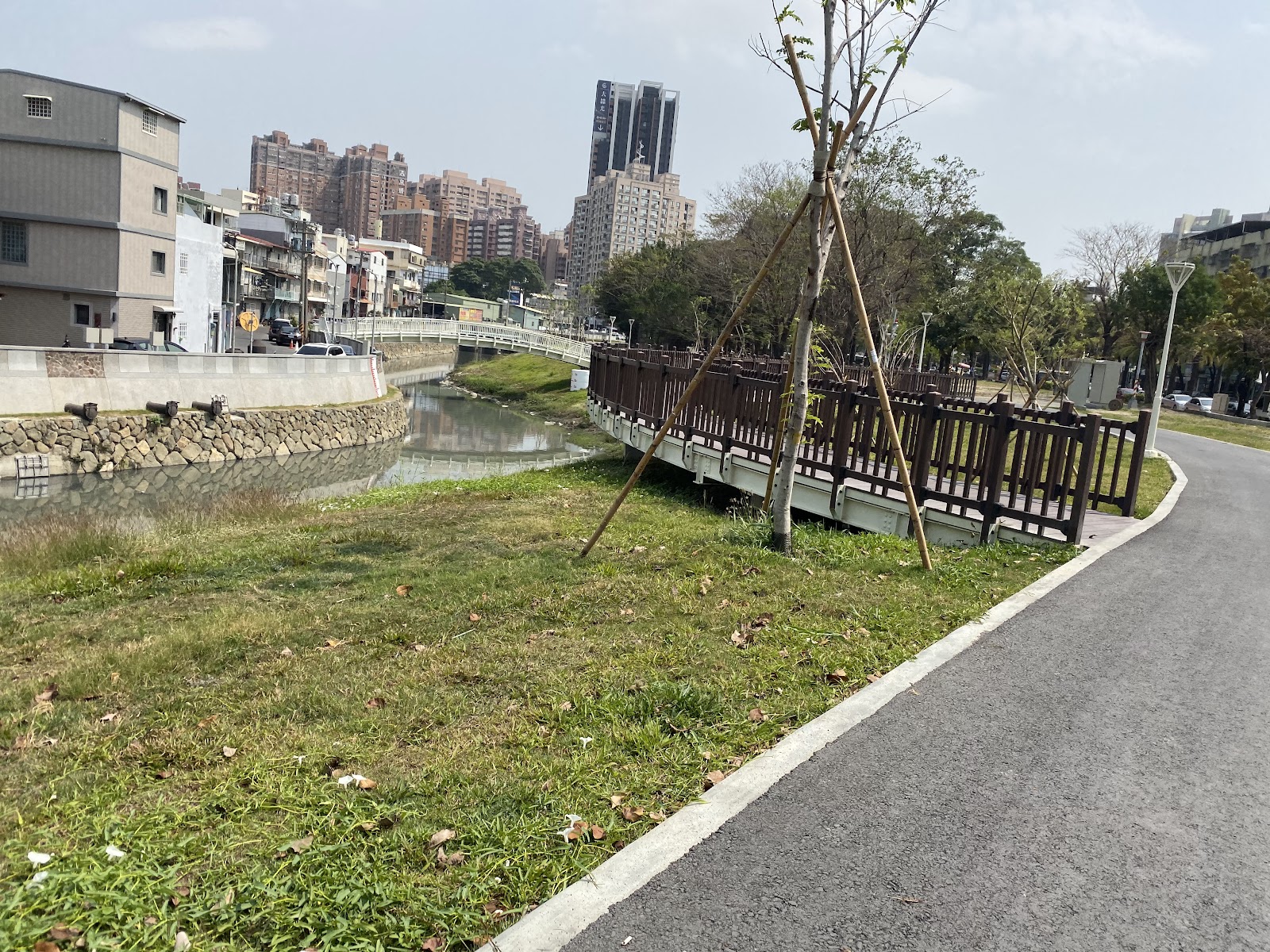 寶珠溝水岸步道與觀景平台