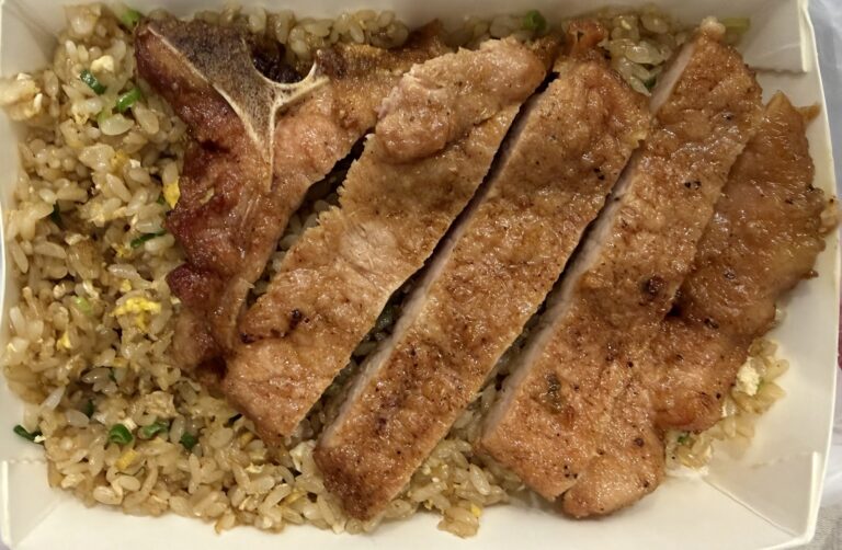 鼎尚炒飯排骨炒飯