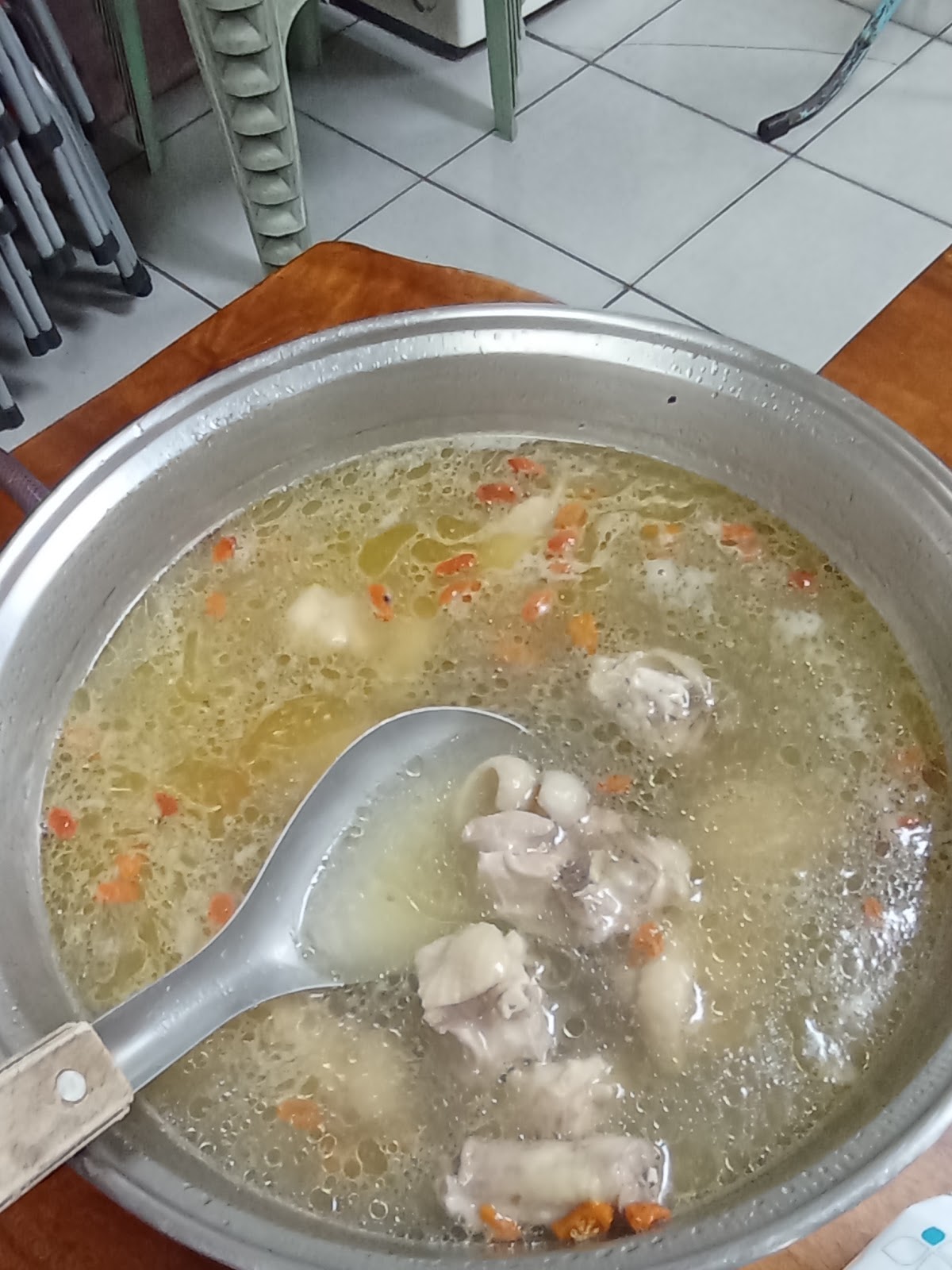 玉珠土雞大鍋雞湯