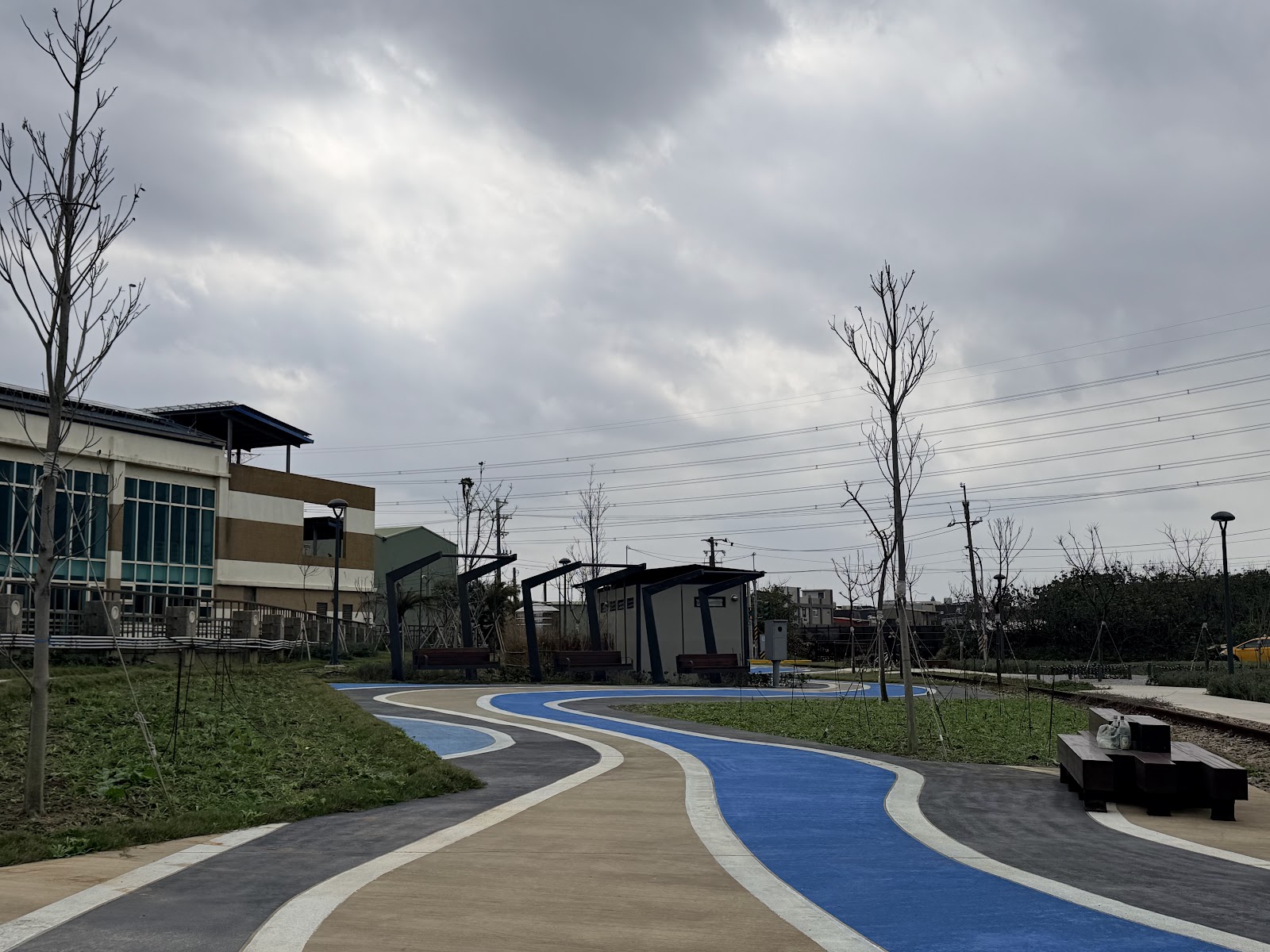 林口新寮休閒步道波浪造型步道