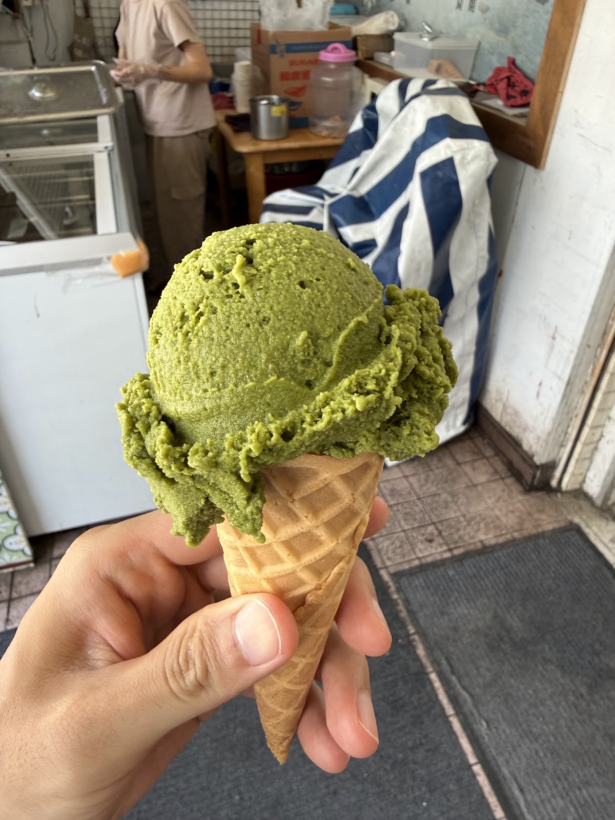 王記綿綿冰手持抹茶口味霜淇淋甜筒
