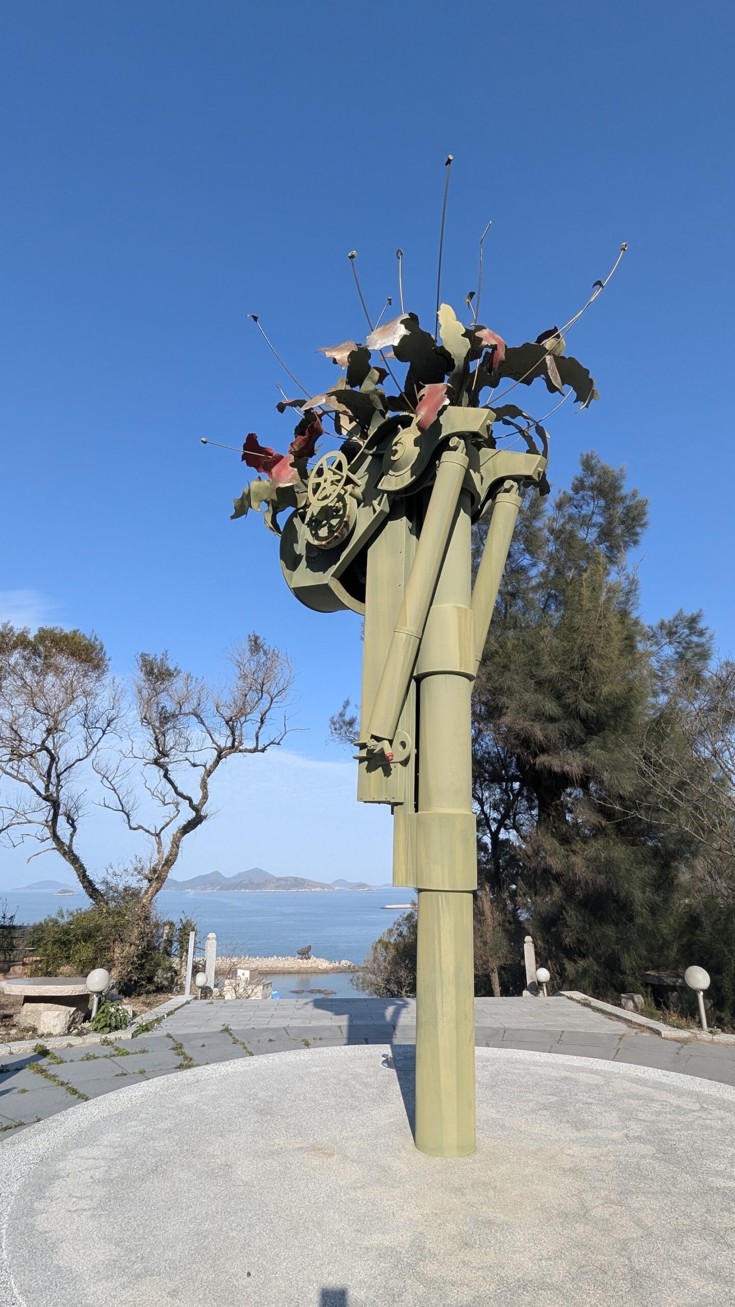 南竿雲台山軍情館軍事主題裝置藝術觀景台