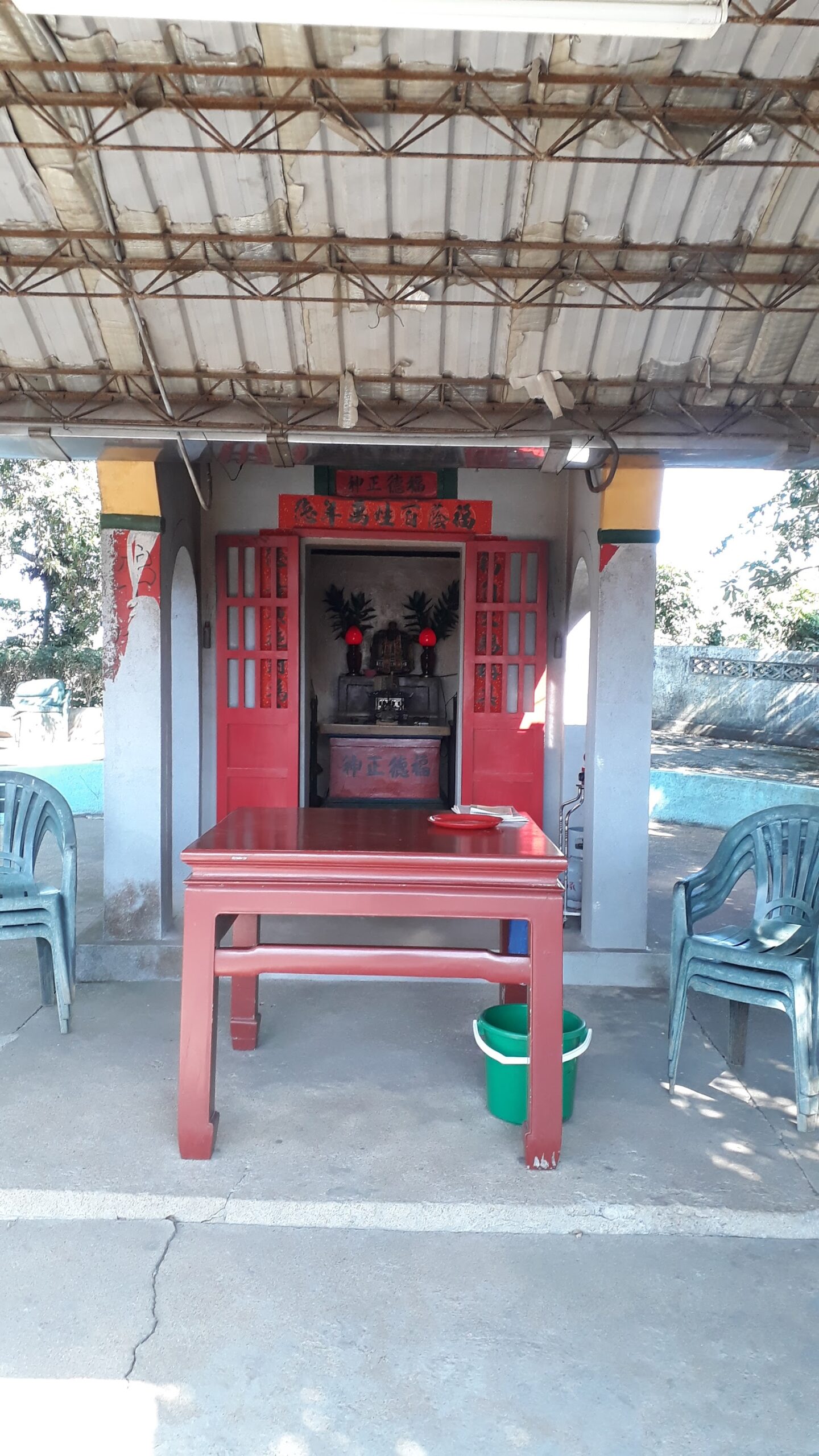 老樟母女樹旁土地公廟
