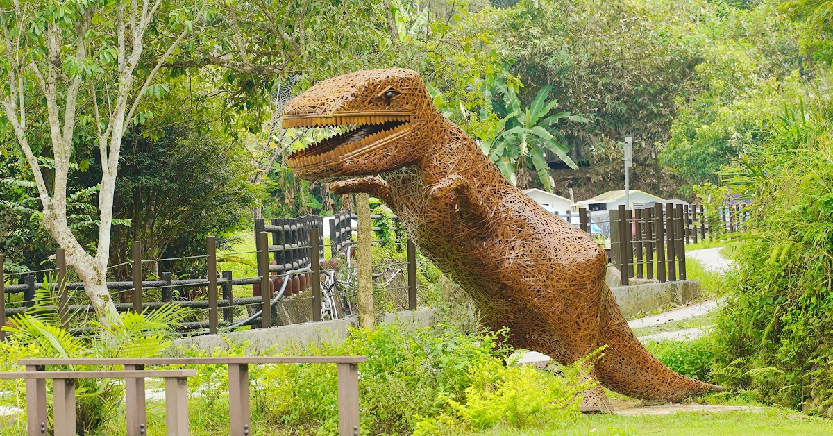 漫心湖公園竹編暴龍裝置藝術