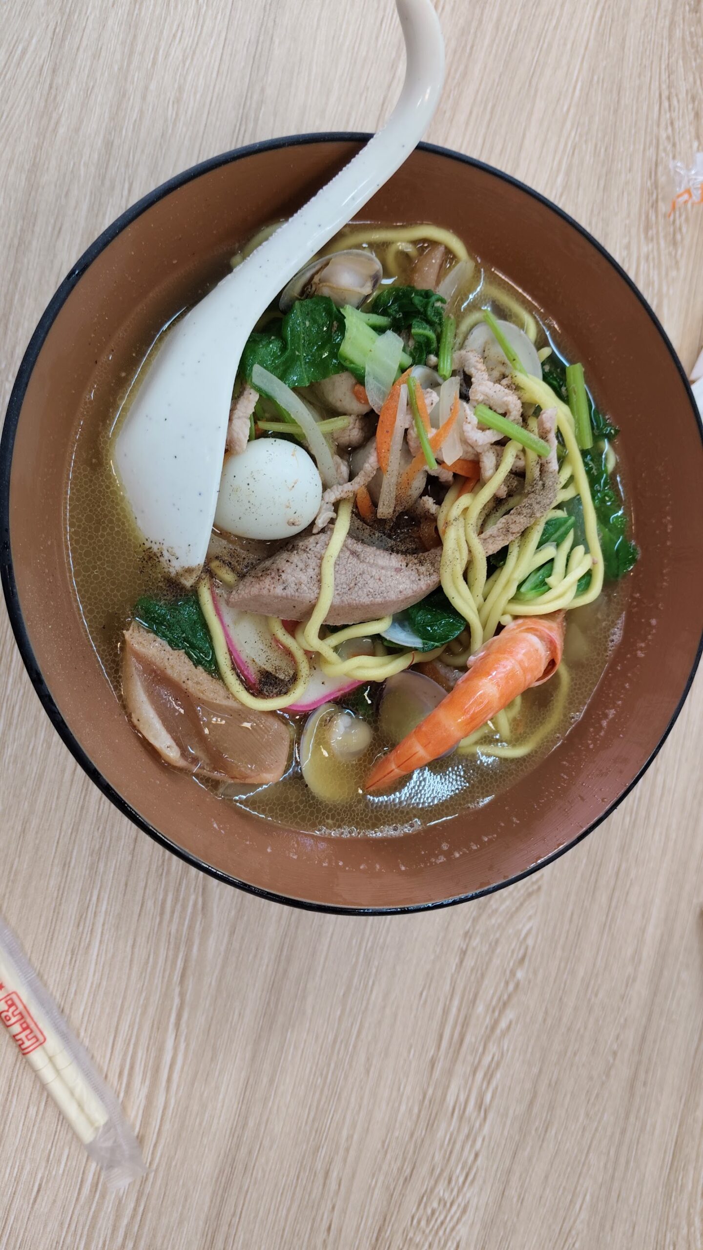 小草食堂什錦麵俯拍