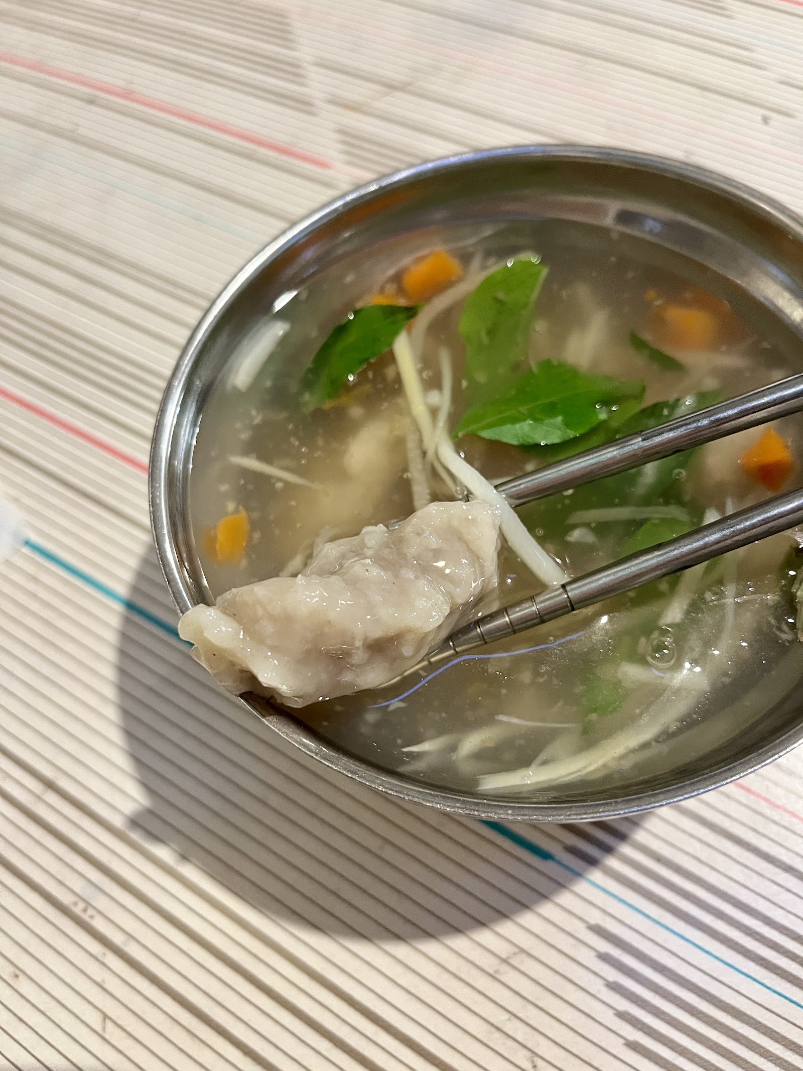 晴光意麵餛飩湯