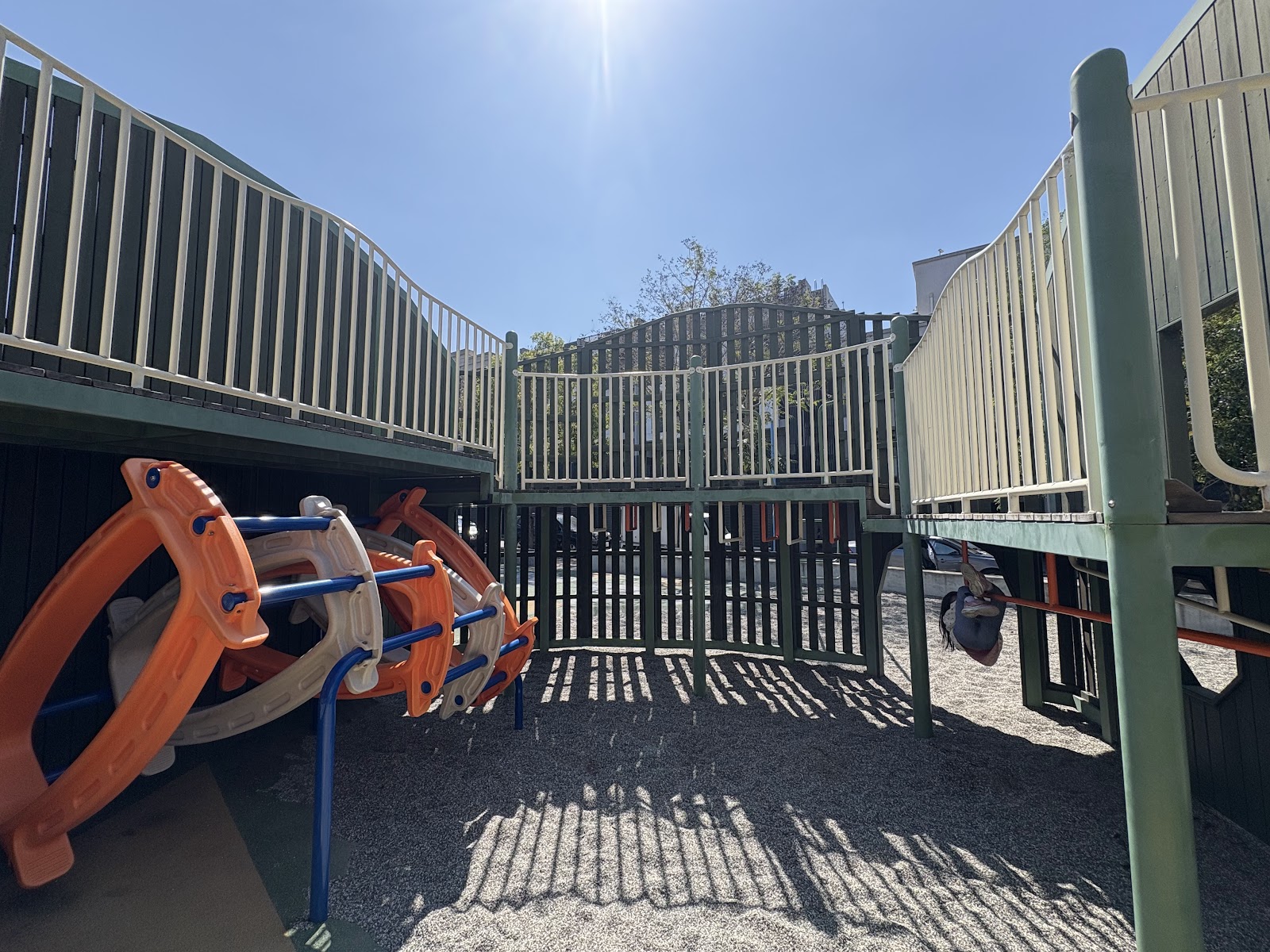 芎林公一方口獅公園攀爬遊具