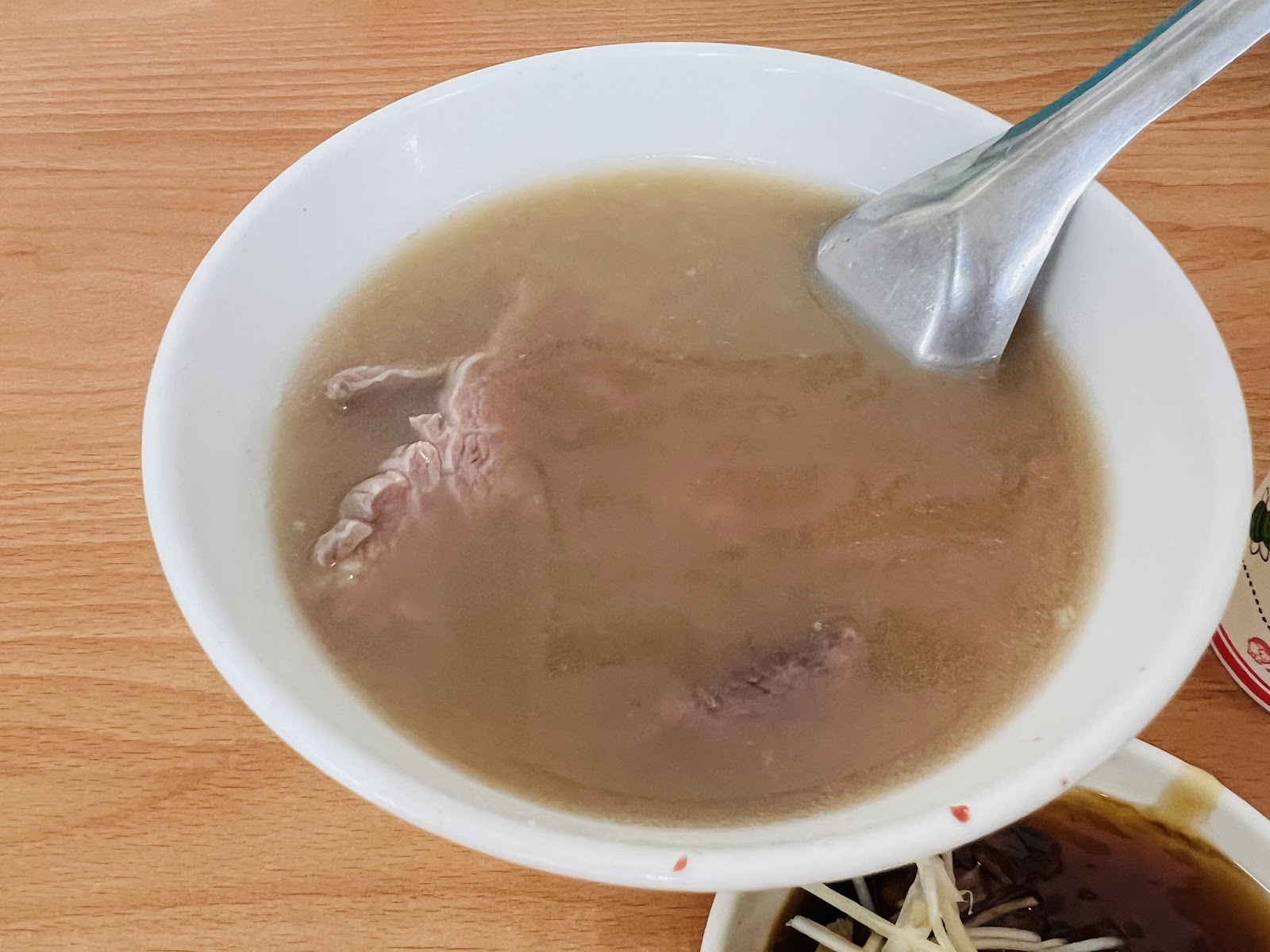其森牛肉湯麻豆總店牛肉湯碗俯拍