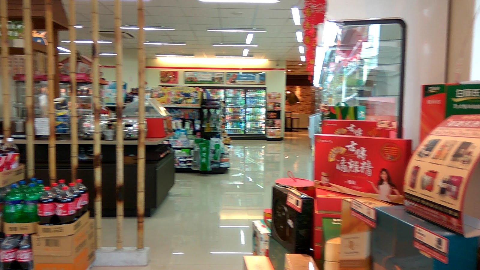 苗栗三灣7-ELEVEN門市店內
