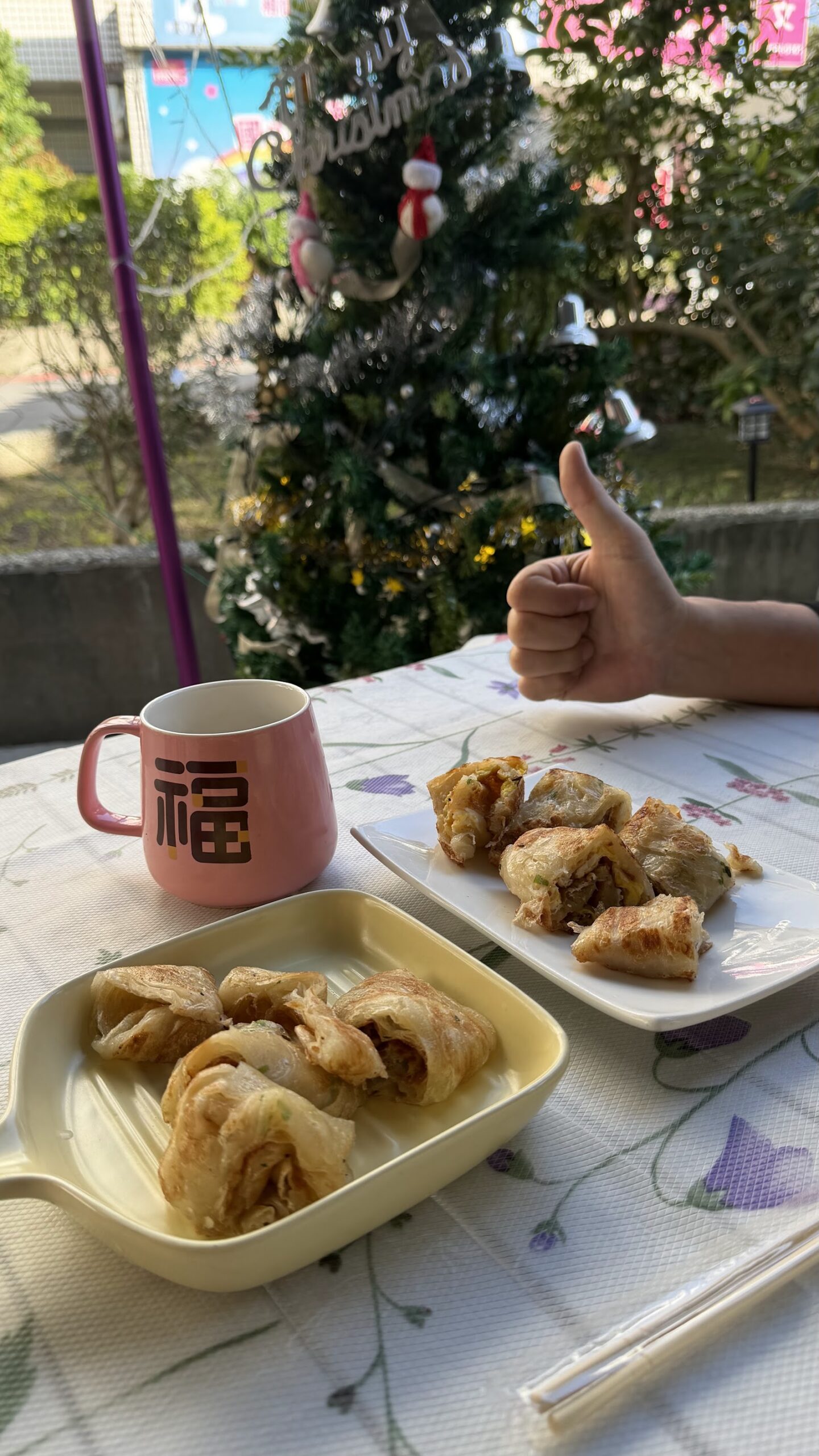 可抓可茶戶外座位蔥抓餅