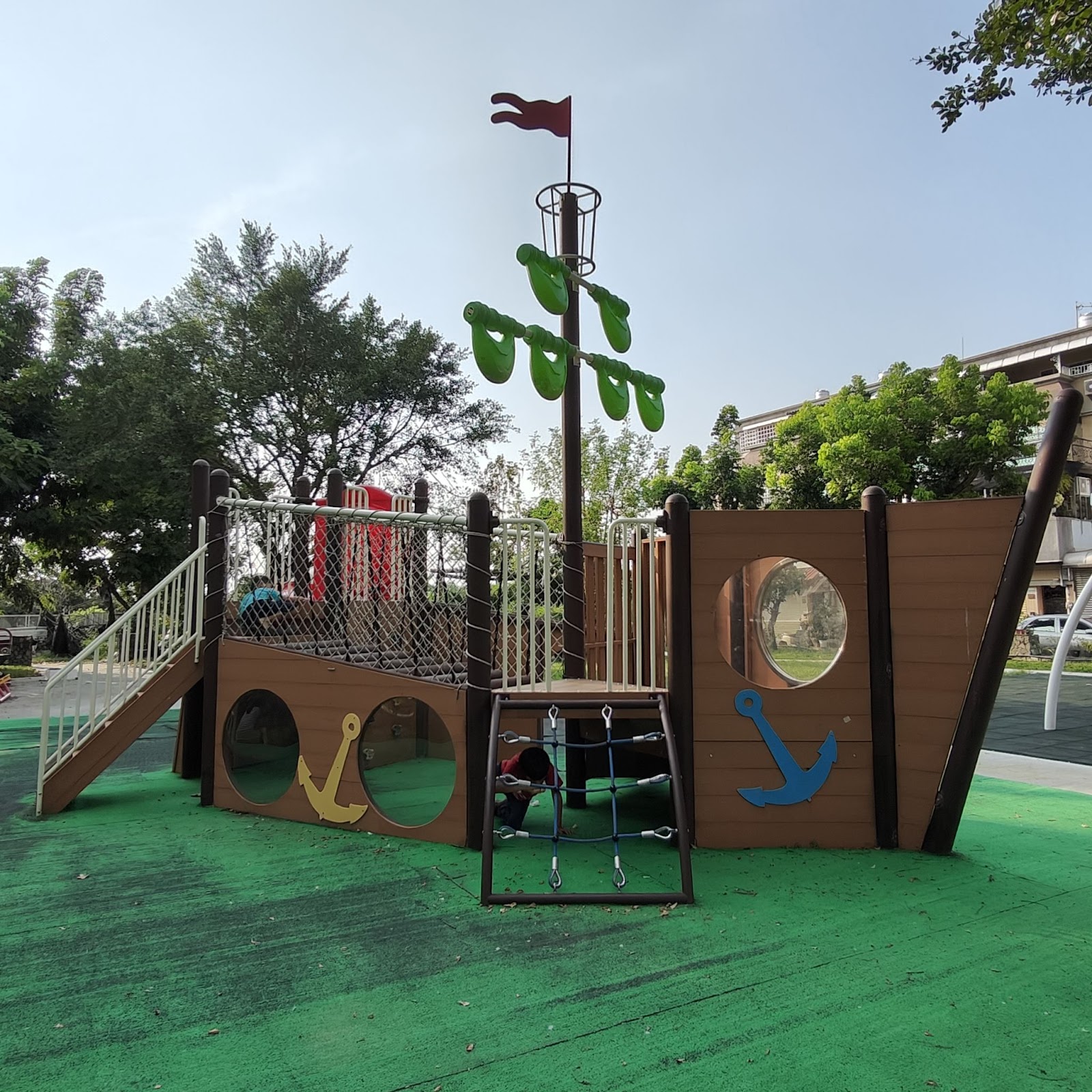 太保市兒童公園-海盜船攀爬網