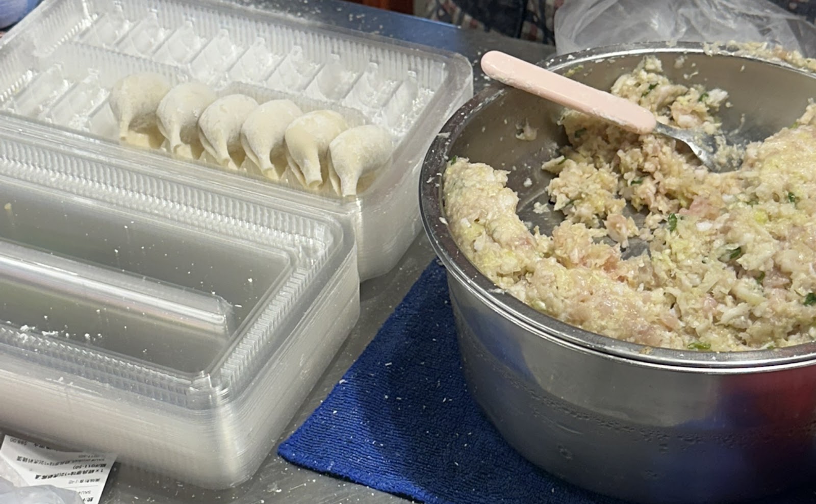 後甲黃昏市場手工水餃製作過程