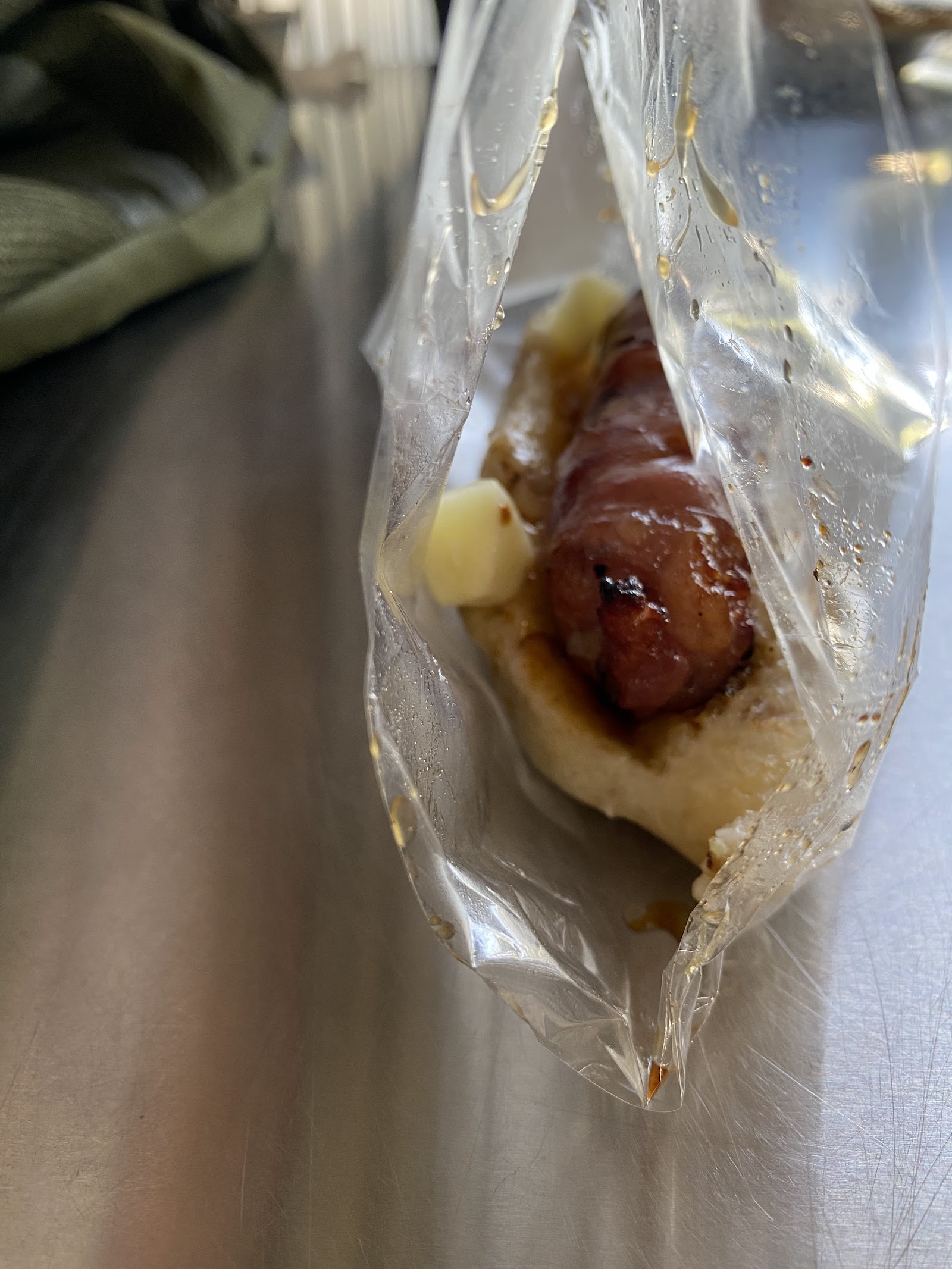 台南南區阿輝黑輪外帶香腸米腸打包小吃