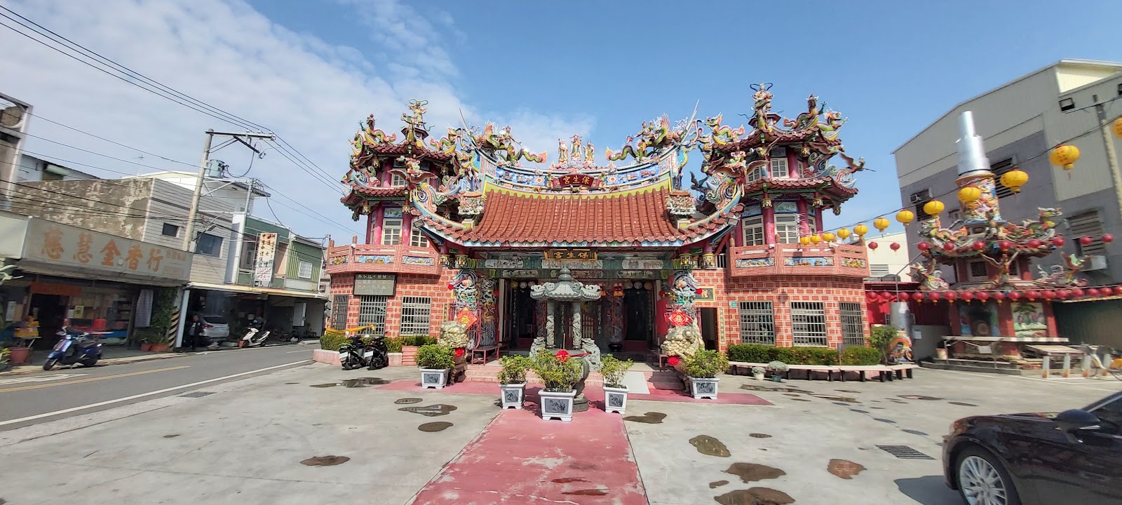 中洲保生宮廟宇外觀全景
