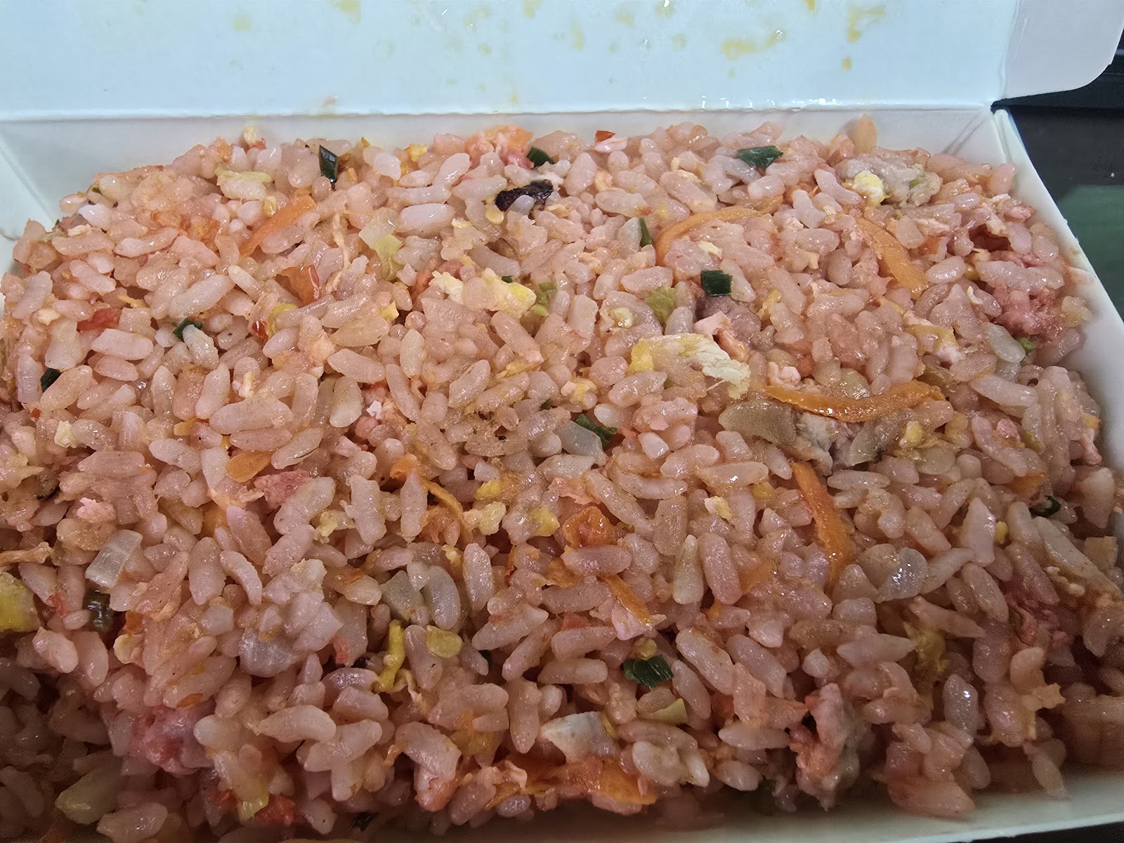 老溫食堂本舖外帶蕃茄炒飯特寫