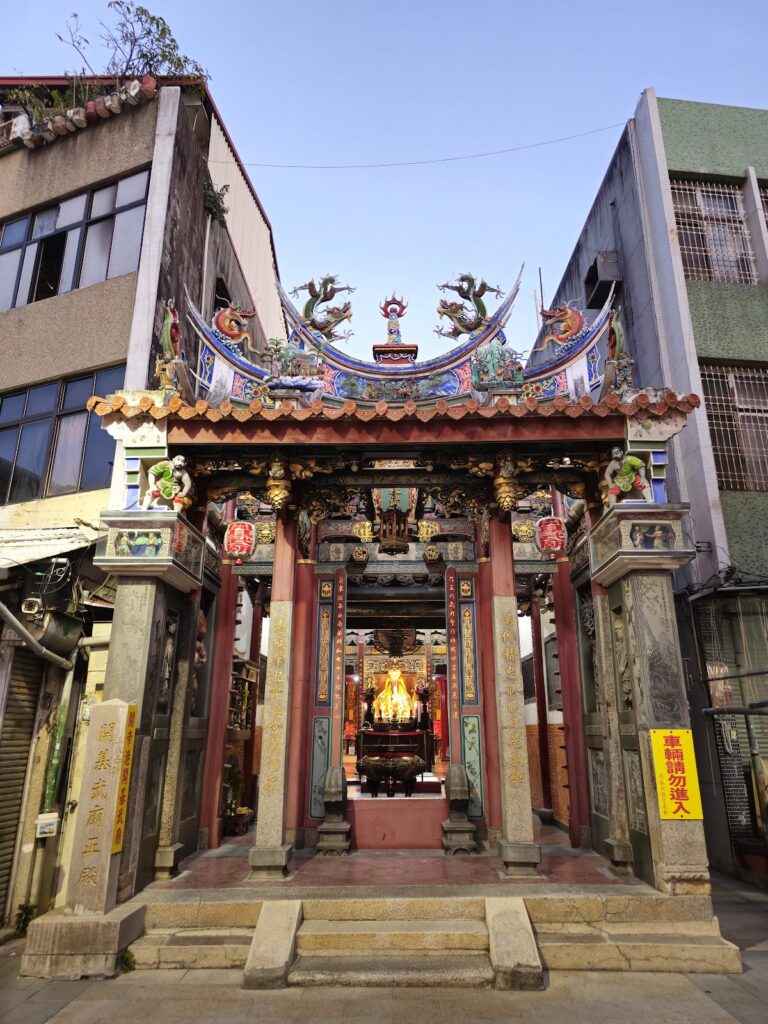 台南開基武廟原正殿廟埕全景