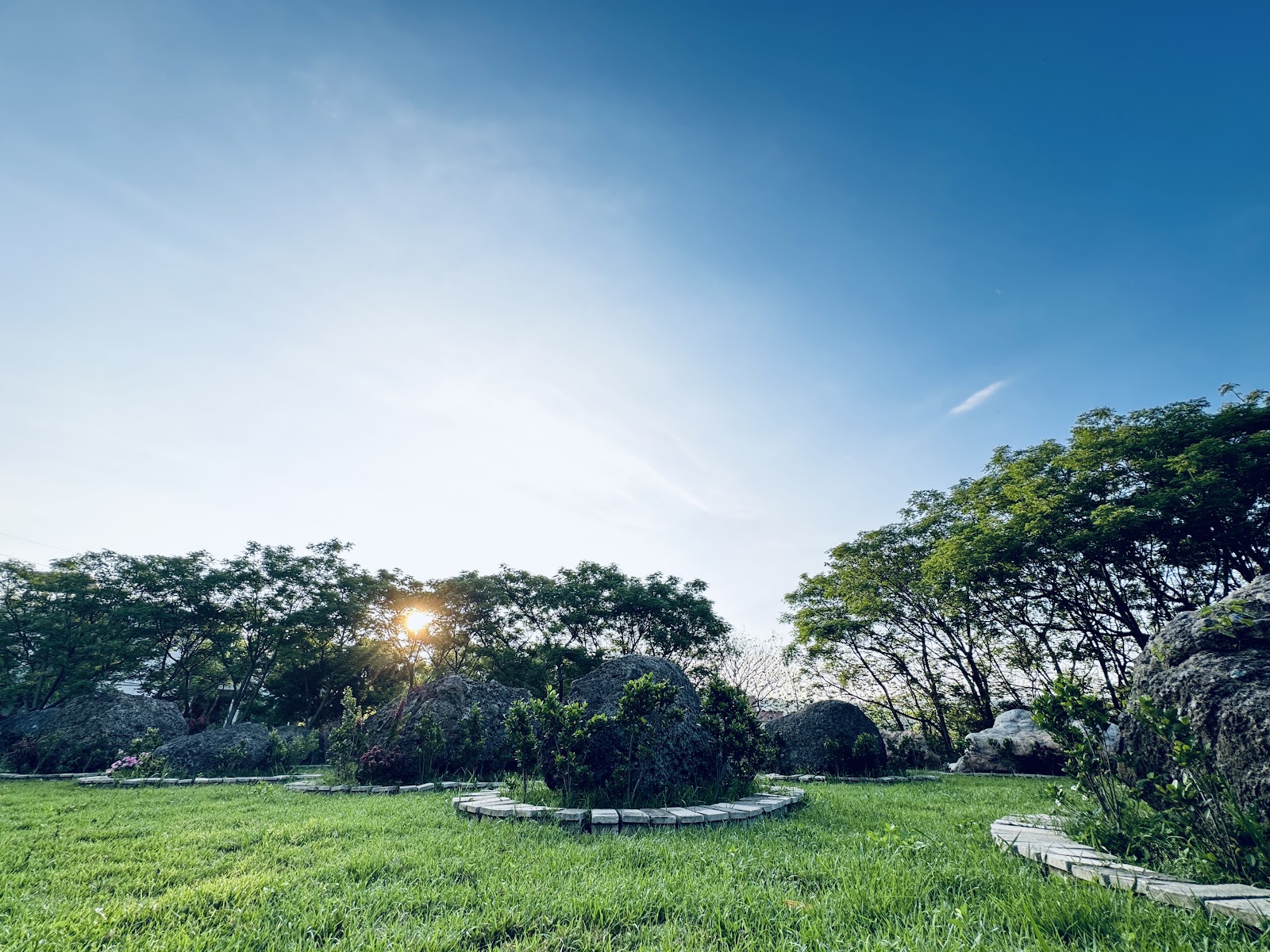 頭份千年鉅石陣巨石花園夕陽全景,苗栗頭份景點