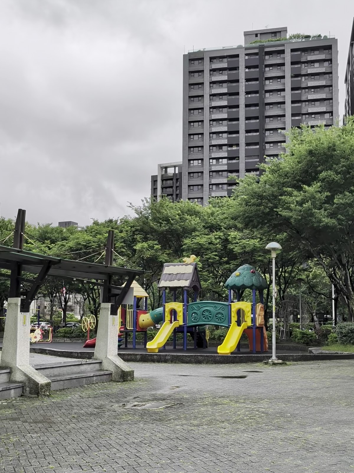 塭仔底濕地公園兒童遊樂設施