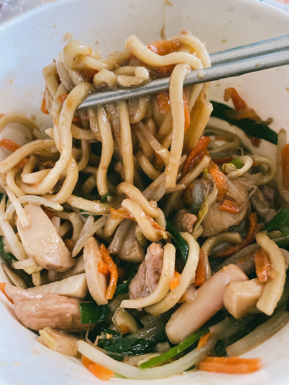 新莊小吃部人氣菜色,道地家常風味